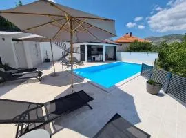 Studio apartmani Milović