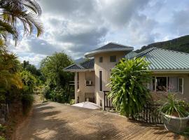 SOUTH HILL VILLA: Mahe şehrinde bir daire