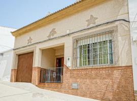 Gorgeous Home In Algamitas With Wifi, allotjament vacacional a Algámitas