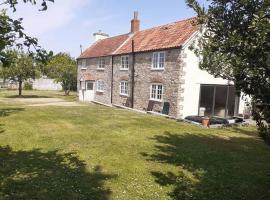 Characterful Cottage adjacent to an Orchard, cheap hotel in Brockley