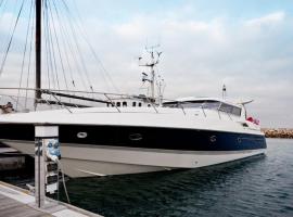Sunseeker Renegade 60 Ft, boat in Weymouth