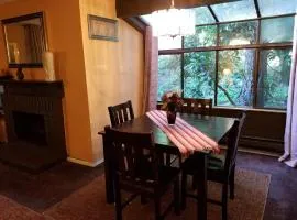 Lovely One bedroom condo with indoor fireplace.