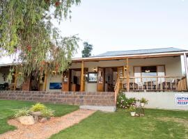 Sandy's Place, hotel com piscina em Barrydale