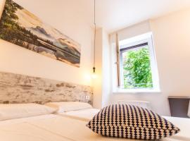 CASA SAN PAOLO Rooms And Apartments, hotel i Trento