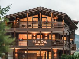 Garni Hotel Miara - Your Dolomites Home, hotel cerca de Estación de esquí La Saslong, Selva di Val Gardena