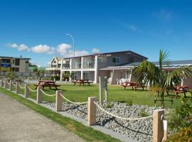 Baileys At The Beach, motel in Whitianga