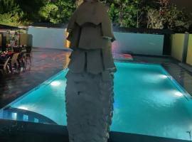 Hangover Resort, hotel v destinaci Malavalli
