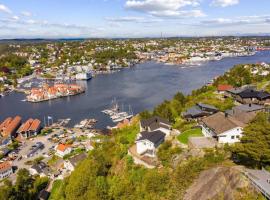 Apartment with amazing views - free parking