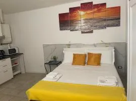 1-Tourist House Bologna-Cefalonia - Self Check-in