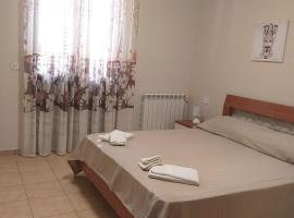 Dabliu House, hotel a Torrenova