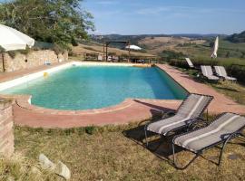 Antonella House -Podere della Collina โรงแรมในปาลายา