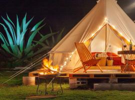 Glamping Octli - Santuario de las Luciernagas X NANTLI LIVING, hotel v destinaci Nanacamilpa