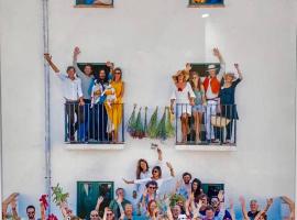 Hostal Cristina, ubytování v soukromí v destinaci Cadaqués