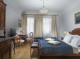 Boutique Hotel Constans