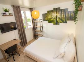 La Garden Room Logement en Colocation, hotel s parkovaním v destinácii Le Plessis-Robinson