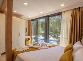 Studio Huzur, hotel with pools in İnlice