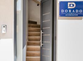 DORADO ACCOMODATION, ξενοδοχείο με υδρομασάζ στο Ηράκλειο Πόλη