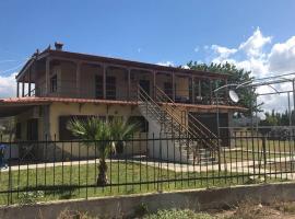 Villa to rent near the beach, hotel with parking in Skála