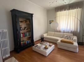 Casa del Lago - apartment & rooms, hotel a Ispra