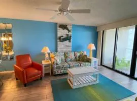 Updated Condo. Great for families. Seaside Beach and Racquet Club 5717