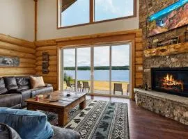 Stone Skipper Lodge by KABINO Waterfront Hot Tub Private Bath In Every Bedroom FirePit Mtn Views WiFi Grill
