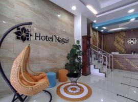 Sans Hotel Nagari Malioboro โรงแรมที่Ngampilanในยอกยาการ์ตา