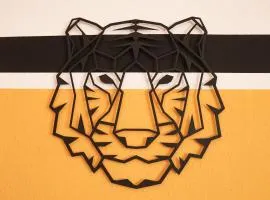 FullHouse - Halle - T28 - Tiger Apartment