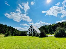 Villa Pinus Slovenský raj - Hotel Čingov dependance, hotel di Smizany