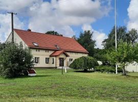 Dom wakacyjny-Czereśniowy Sad, country house in Niemierze