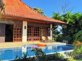 Tropical Balinese Villa Atenas