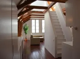 Rembrandtplein Bed & Breakfast