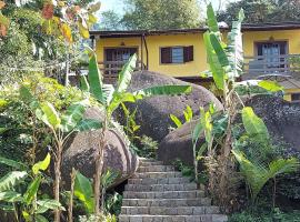 Flats Alto das Pedras, hotell i Trindade