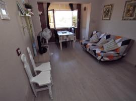 Apartamento La Cordobesita, hotel v destinaci San Luis de Sabinillas