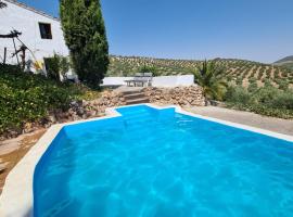 Cortijo Las Rodrigas, hotell med pool i Sabariego