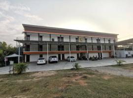 อาร์ทู R2 RongKhun, hotel em Chiang Rai