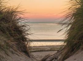 Gite au pied des dunes, 200m de la plage, hotel di Montmartin-sur-Mer