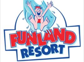 Funland Resort, hotel a Cormack