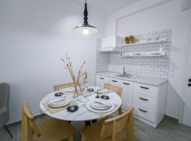 Luxury Central Studio, hotel near Folk and Anthropological Museum, Xanthi