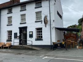 Old New Inn, Llanfyllin、Llanfyllinのホテル