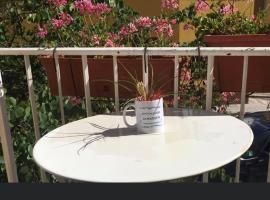 La Piazzetta, hotel v destinaci Austis