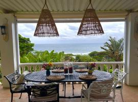 A Whale's Tale Beach House, holiday home in Amanzimtoti