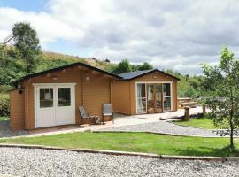 The Oaks Luxury Lodges, spa hotel in Drumahoe