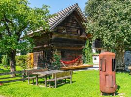 Holzblockhäuser Fam. Schabus, villa in Hermagor