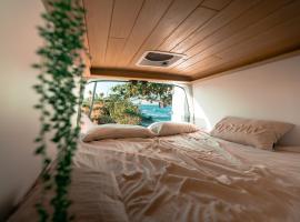 Vive La Van, camping de luxe à San Juan