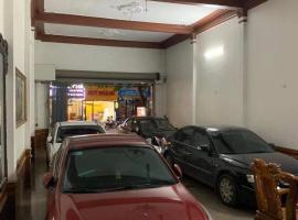 Khách Sạn Cương Thảo, hotel di Làng Cung