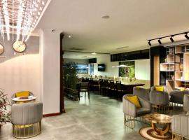 MERCURE HOTEL, hotel in Antananarivo