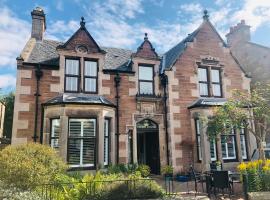 Crown House, B&B in Inverness