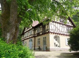 Bed & Breakfast Grünes Gold am Leisberg, hotel cerca de Monasterio de Lichtenthal, Baden-Baden