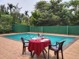 Palm Era Resorts, resort a Kushalnagar