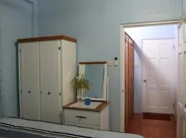 Ocean Views and Hospitable Hosts